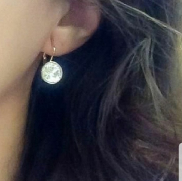 Swarovski element crystal blingy earrings - Picture 2 of 3